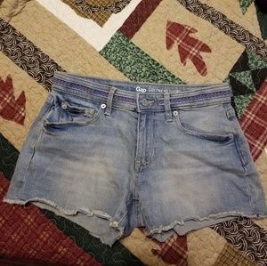 GAP girlfriend shorts